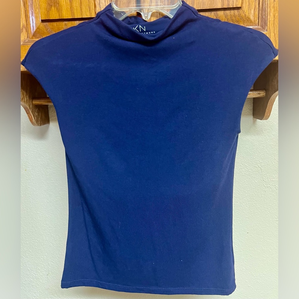Klassy Network Mock Neck Cap Sleeve Blouse- NAVY- EUC! - Picture 10 of 14